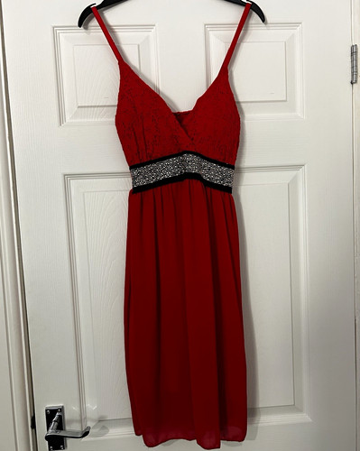 Red floral lace neck strappy - lace,