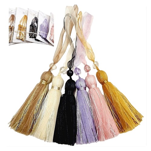 Ribbon key tassel - pretty, lace