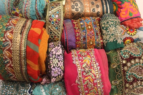 Wholesale lot sari scraps - wholesale,