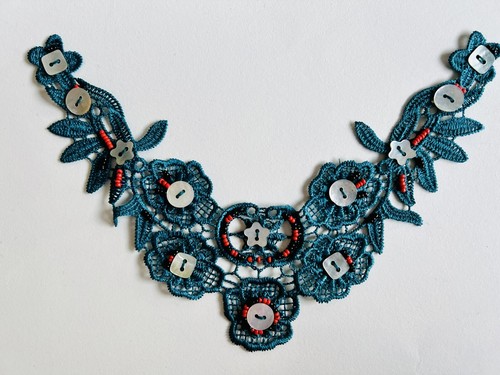 Beaded lace neck - lace, trim